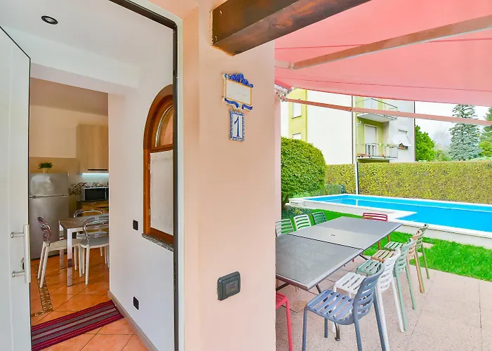 Дом отдыха Bellagio Private Swimming Pool