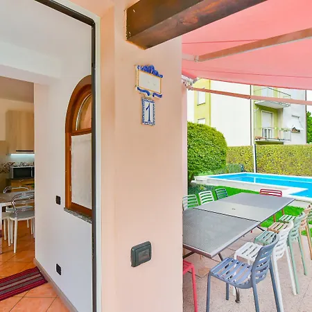 בית נופש Bellagio Private Swimming Pool