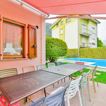 Bellagio Private Swimming Pool בית נופש *